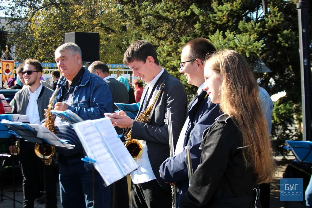 У Володимирі-Волинському вшанували пам'ять Героїв АТО і воїнів УПА 30