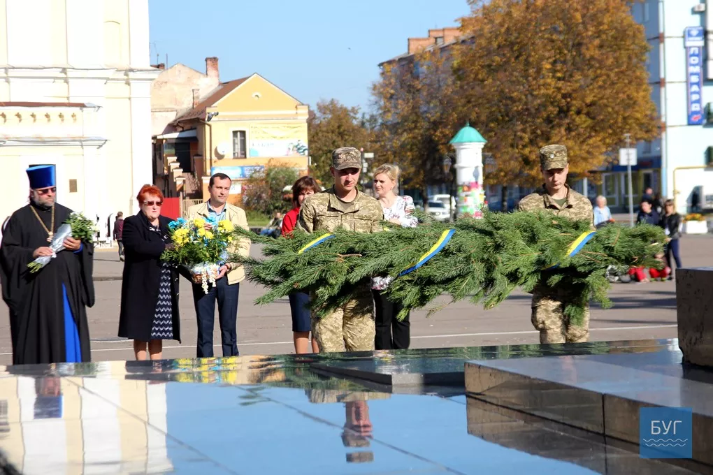 У Володимирі-Волинському вшанували пам'ять Героїв АТО і воїнів УПА 38