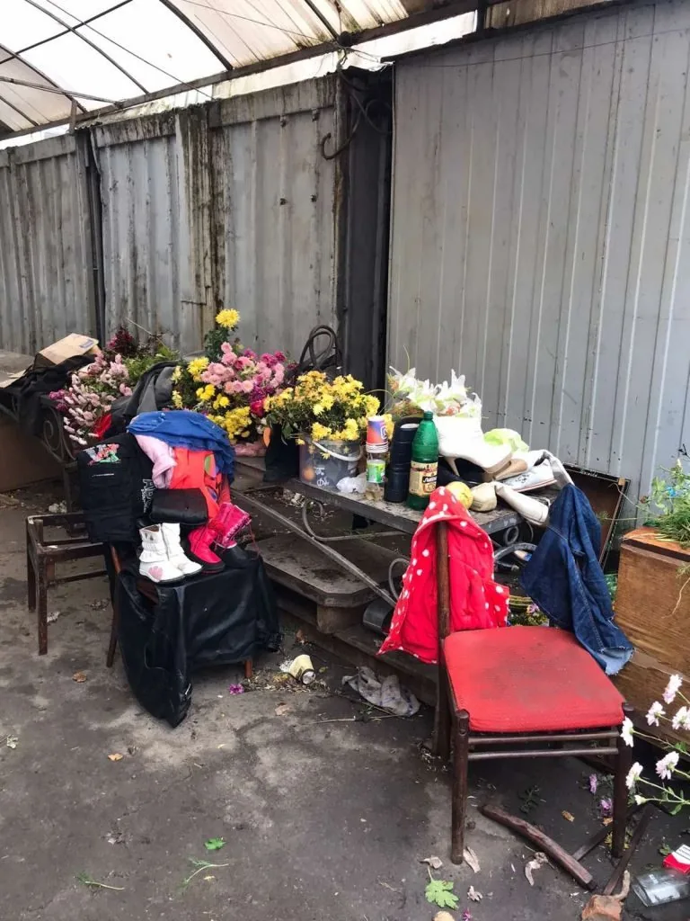 Жінка перетворила ринок у Нововолинську на гадюшник: місяцями на ситуацію не реагують 2