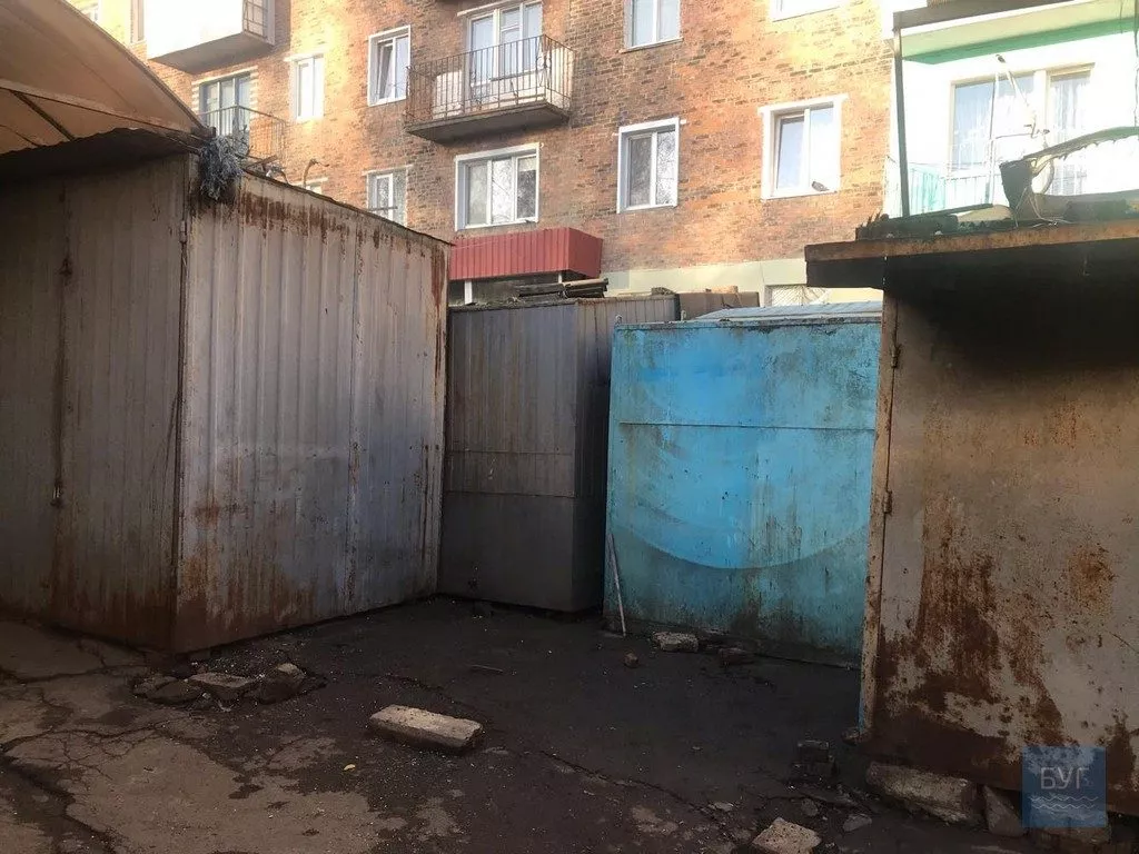 Жінка перетворила ринок у Нововолинську на гадюшник: місяцями на ситуацію не реагують 12