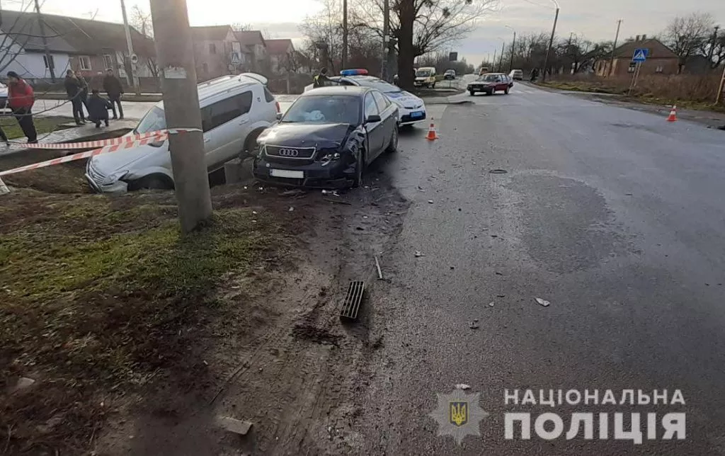 Потрійна ДТП у луцьку, постраждали шість осіб, серед них дитина 3