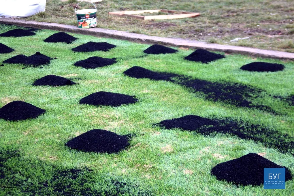 Завершують ремонт покриття спортивного майданчика на стадіоні у Володимирі-Волинському 5