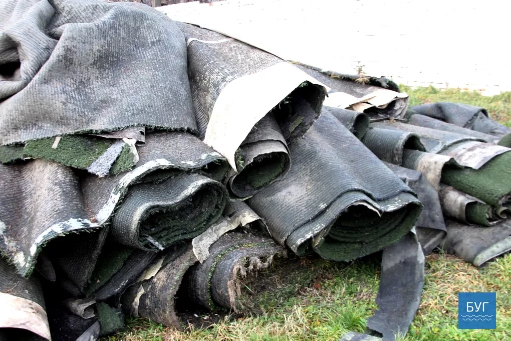 Завершують ремонт покриття спортивного майданчика на стадіоні у Володимирі-Волинському 8