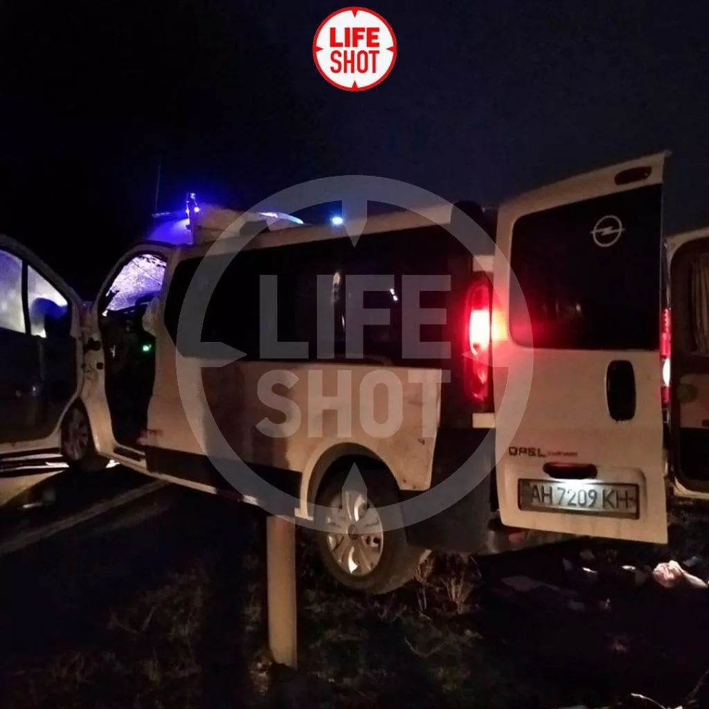 Бус з українцями зіткнувся з вантажівкою у Росії: чотири людини загинули, п'ятеро - травмовані 2