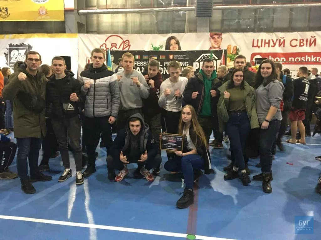 Призерами VІ Міжнародного непрофесійного турніру з козацького двобою за правилами ММА стали двоє студентів із Нововолинська 7