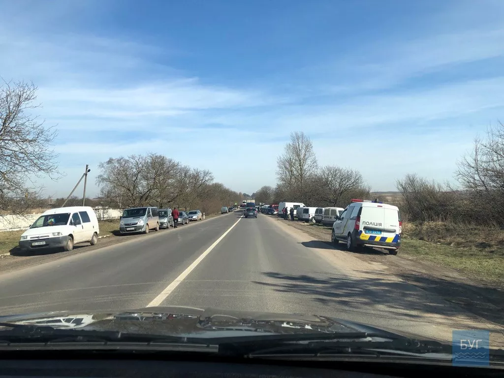 Акція протесту: шахтарі блокують трасу перед Нововолинськом, бо біля Епіцентру була можливість об'їзду 5