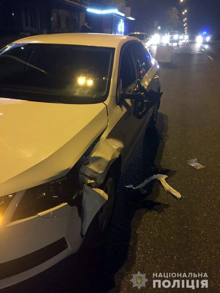 Летальна ДТП у Києві: поліцейське авто збило пішохода 1