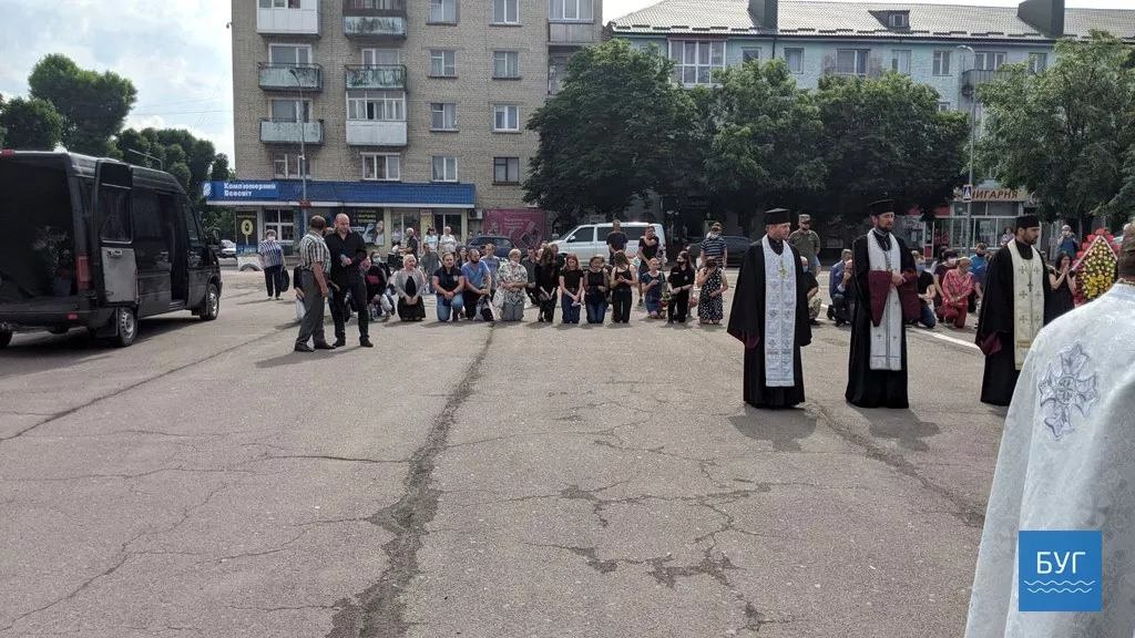 У Володимирі-Волинському прощалися з загиблим Героєм Іллею Струком 26