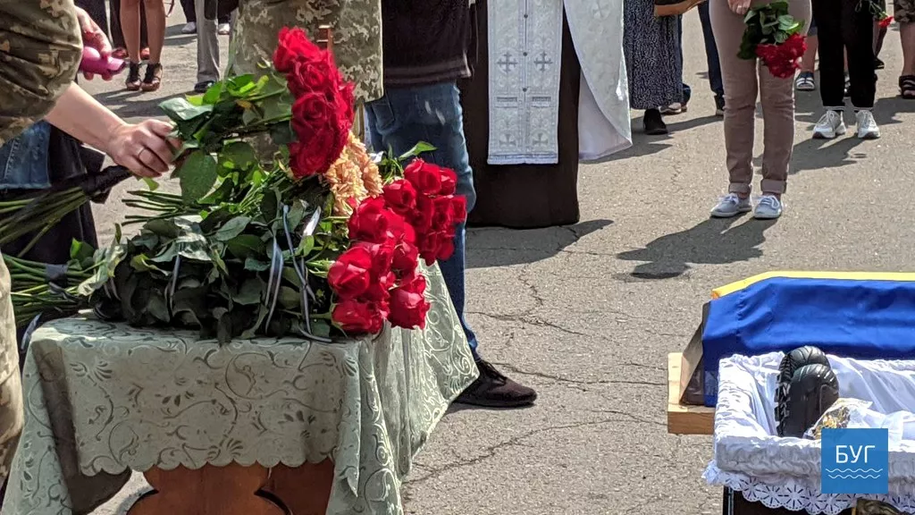 У Володимирі-Волинському прощалися з загиблим Героєм Іллею Струком 19