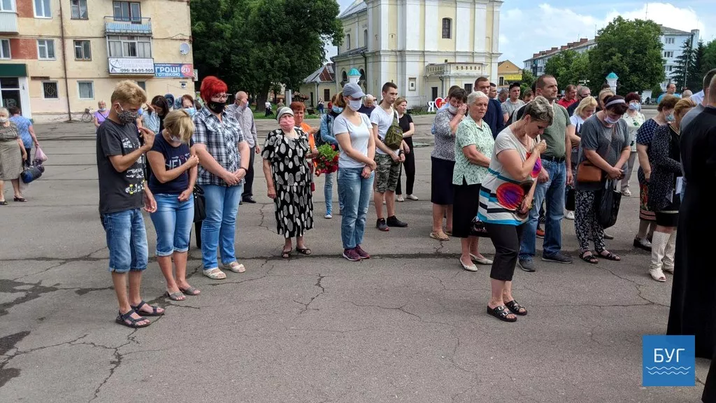 У Володимирі-Волинському прощалися з загиблим Героєм Іллею Струком 36