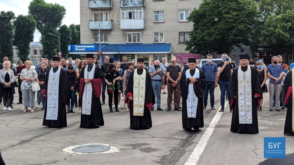 У Володимирі-Волинському прощалися з загиблим Героєм Іллею Струком 3