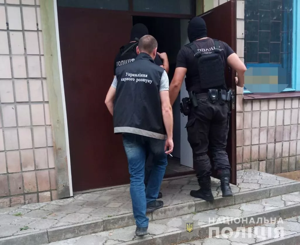 На Волині затримали чоловіка, який облаштував незаконну майстерню з перероблення зброї 2
