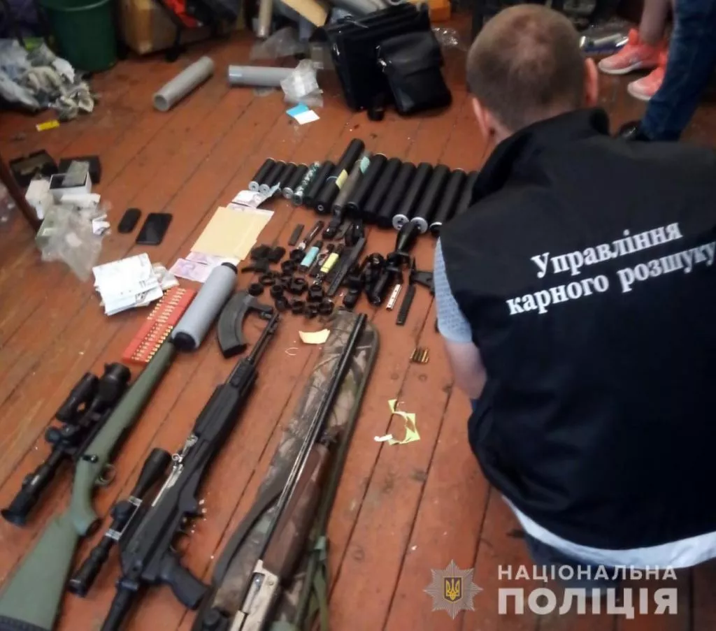На Волині затримали чоловіка, який облаштував незаконну майстерню з перероблення зброї 3