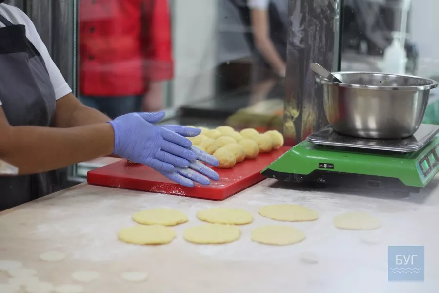 «Family Тісто - дбайливими руками»: магазин напівфабрикатів у Нововолинську - домашній смак, якість виробництва, сезонні новинки 27