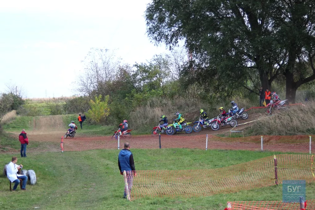 У Нововолинську відбулися масштабні змагання з мотокросу 63