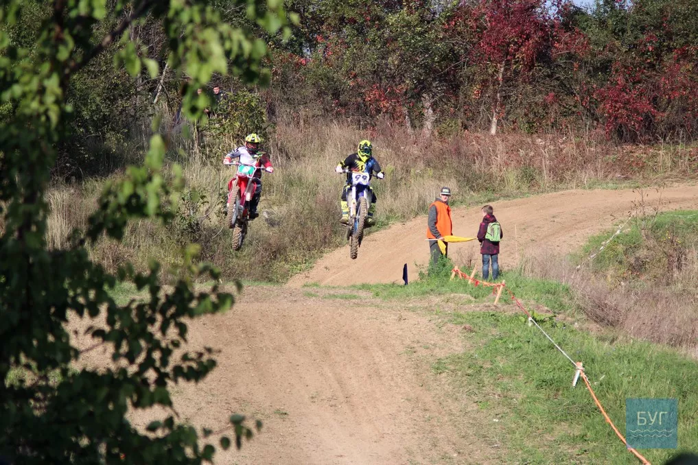 У Нововолинську відбулися масштабні змагання з мотокросу 60