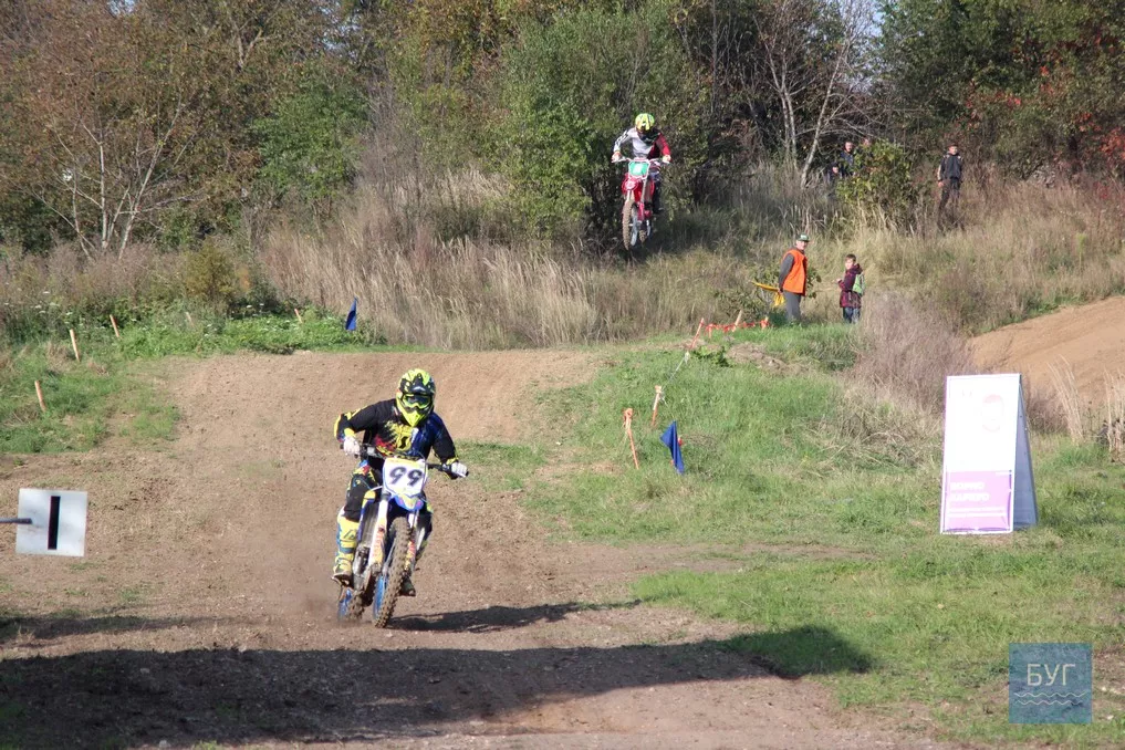 У Нововолинську відбулися масштабні змагання з мотокросу 57