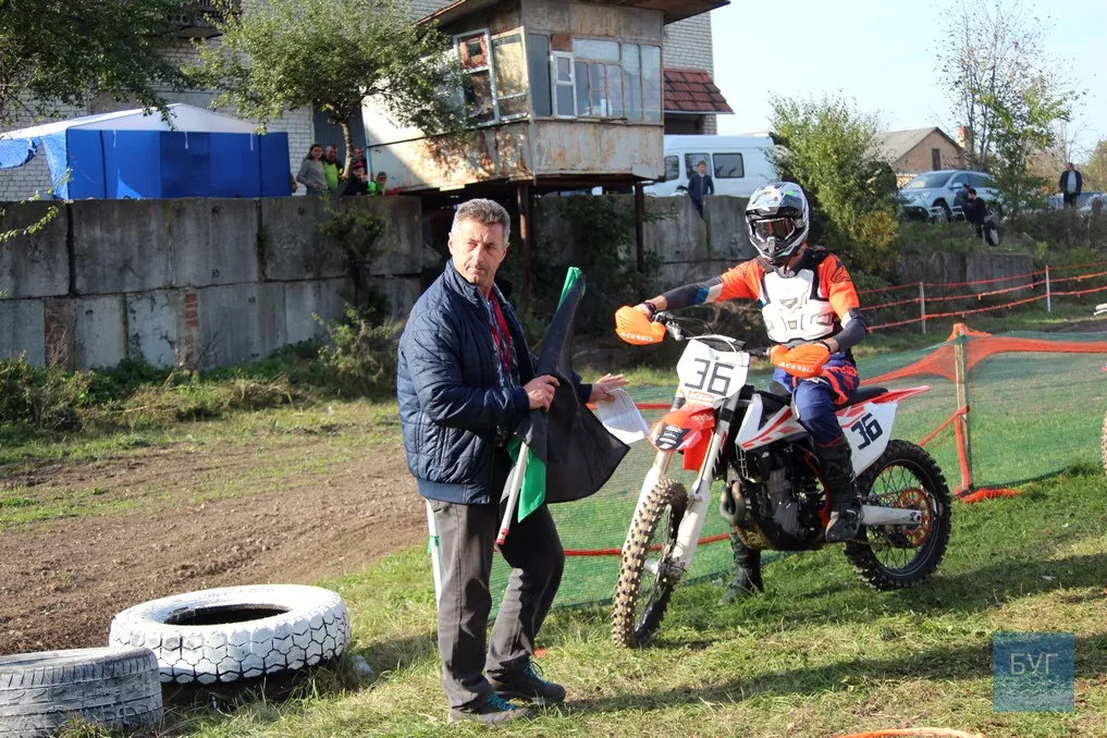 У Нововолинську відбулися масштабні змагання з мотокросу 48