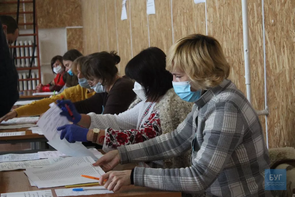 Виборча неділя у Володимирі-Волинському. Фоторепортаж 36