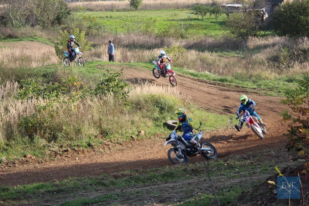 У Нововолинську відбулися масштабні змагання з мотокросу 54