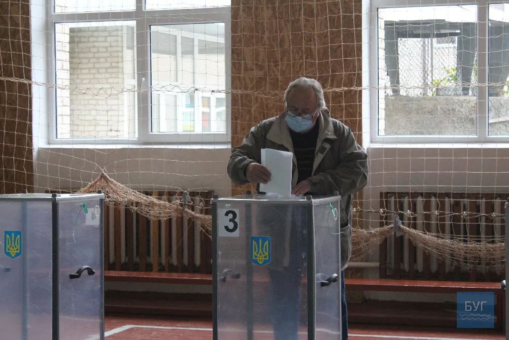 Виборча неділя у Володимирі-Волинському. Фоторепортаж 41