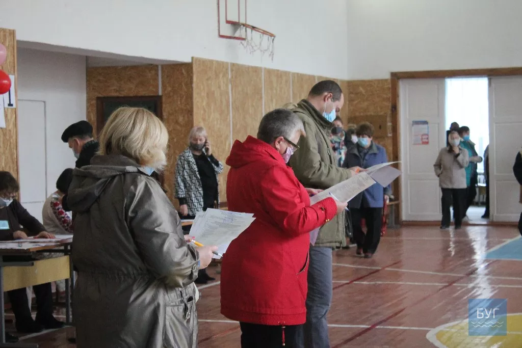 Виборча неділя у Володимирі-Волинському. Фоторепортаж 42