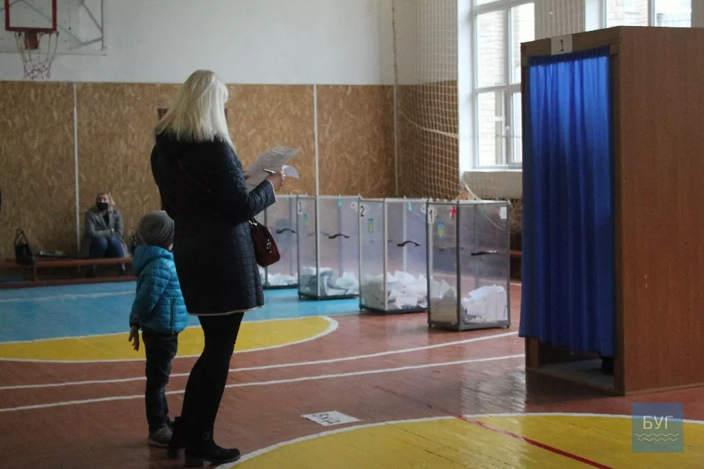 Виборча неділя у Володимирі-Волинському. Фоторепортаж 47