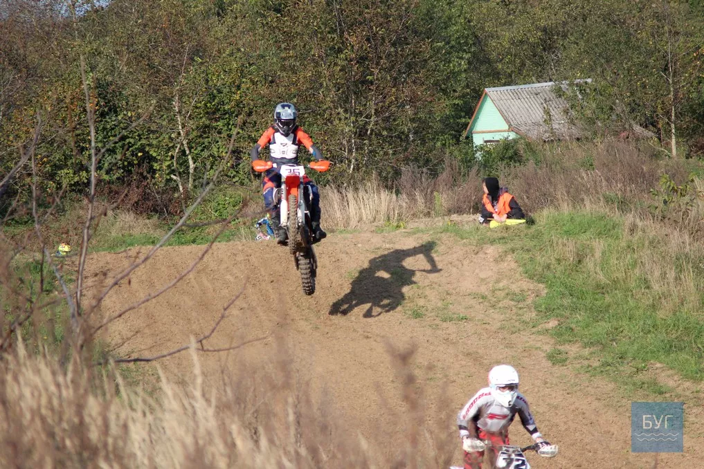 У Нововолинську відбулися масштабні змагання з мотокросу 55