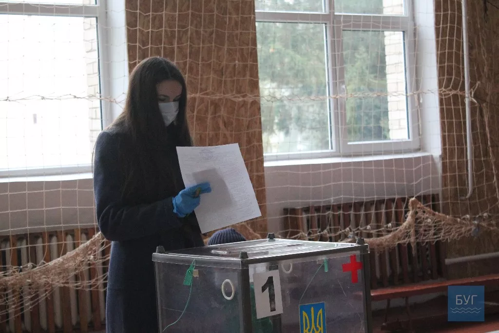 Виборча неділя у Володимирі-Волинському. Фоторепортаж 65