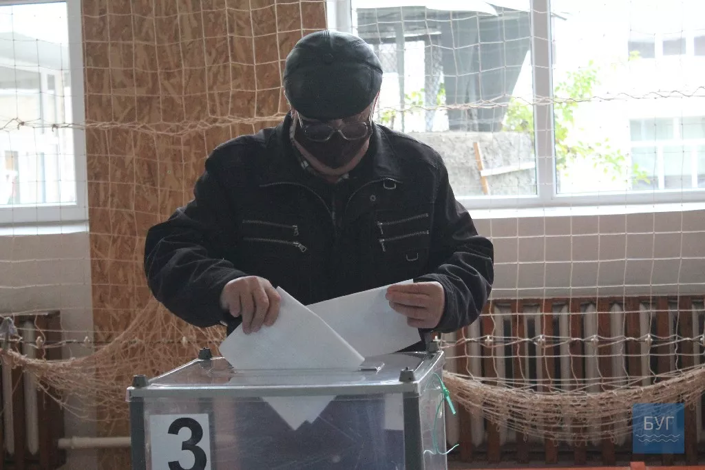 Виборча неділя у Володимирі-Волинському. Фоторепортаж 57