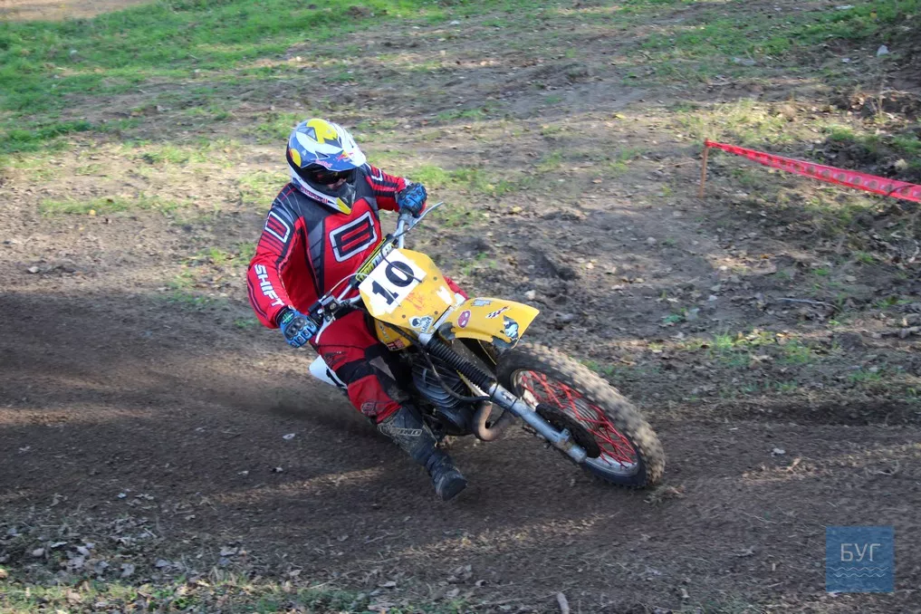 У Нововолинську відбулися масштабні змагання з мотокросу 42