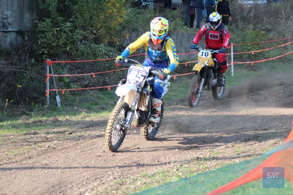 У Нововолинську відбулися масштабні змагання з мотокросу 38