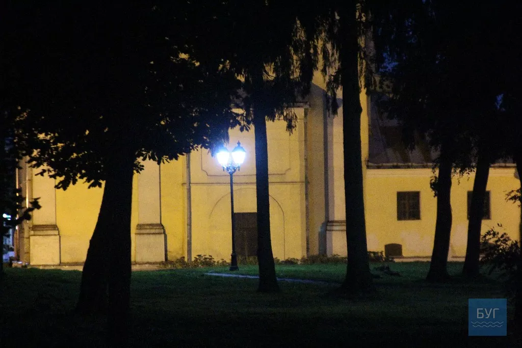 Жовтневий вечір у Володимирі-Волинському 4