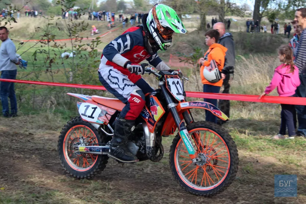 У Нововолинську відбулися масштабні змагання з мотокросу 21