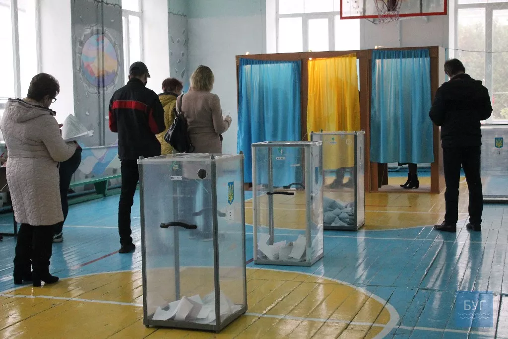 Виборча неділя у Володимирі-Волинському. Фоторепортаж 31