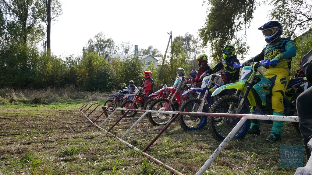 У Нововолинську відбулися масштабні змагання з мотокросу 17