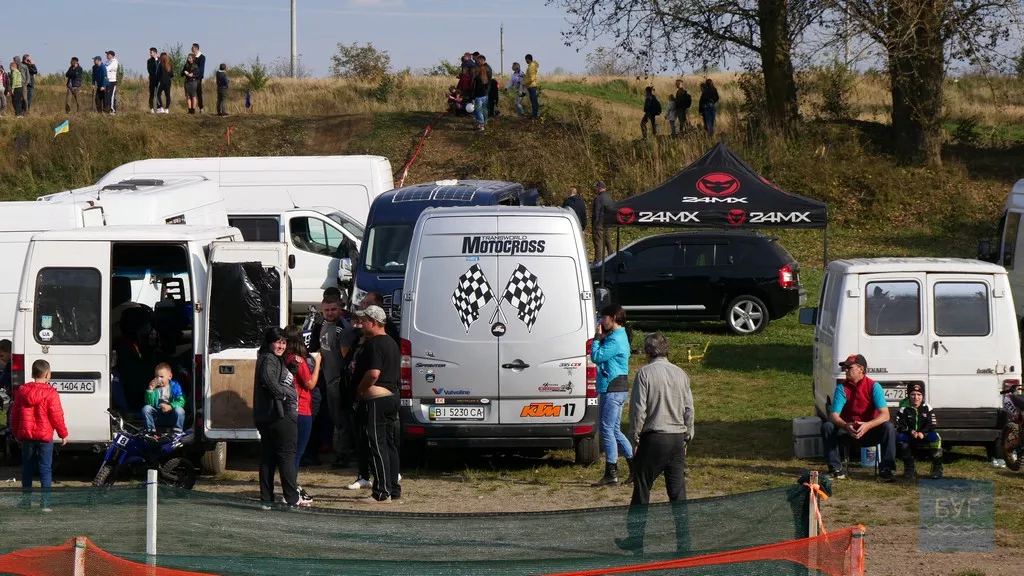 У Нововолинську відбулися масштабні змагання з мотокросу 16