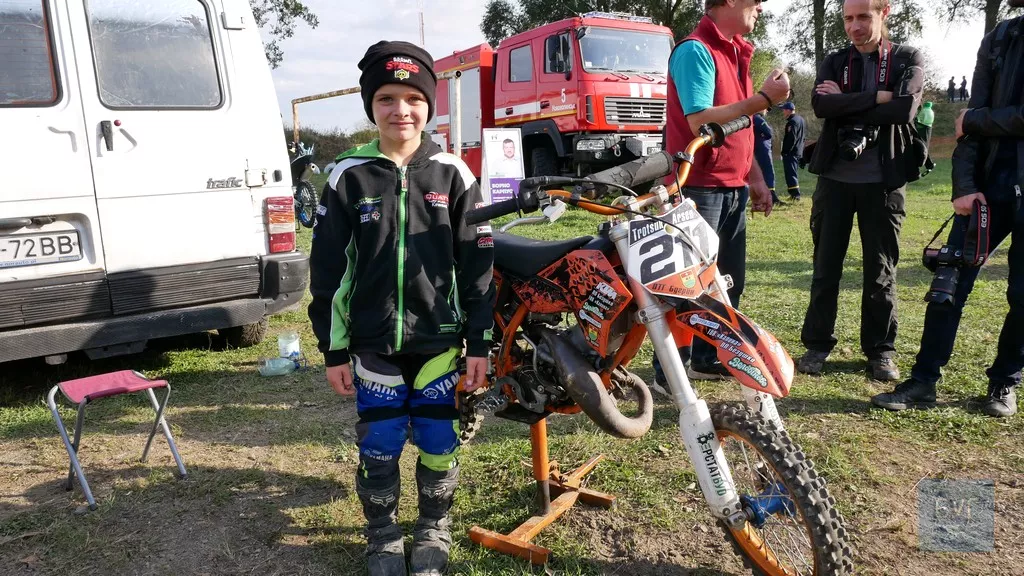У Нововолинську відбулися масштабні змагання з мотокросу 15