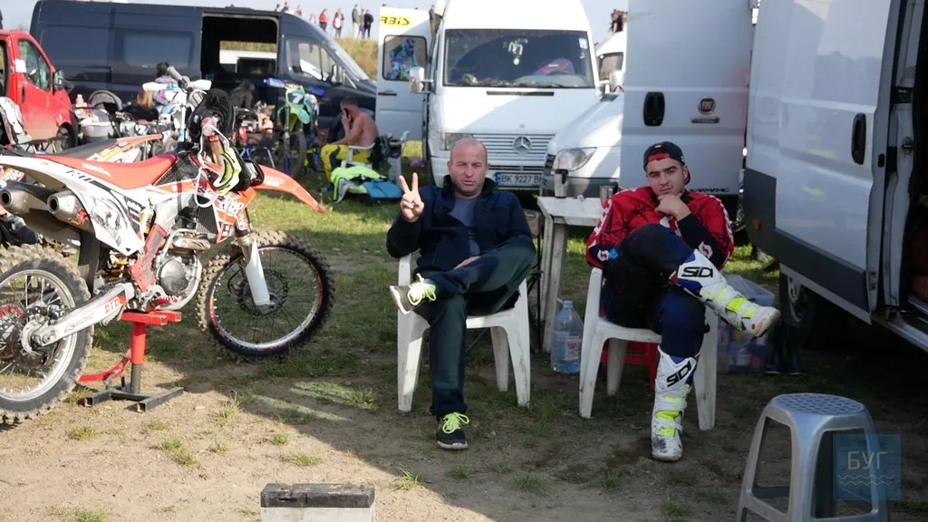 У Нововолинську відбулися масштабні змагання з мотокросу 13