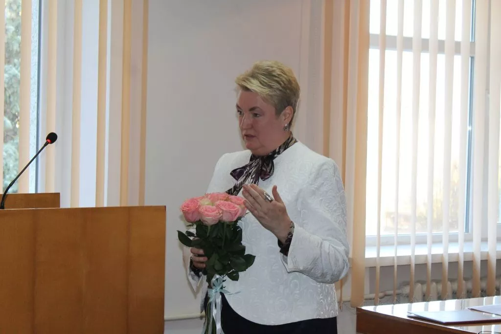 Відбулася перша сесія Іваничівської селищної ради: новообрана голова Лідія Томашевська склала присягу, депутати отримали посвідчення 1