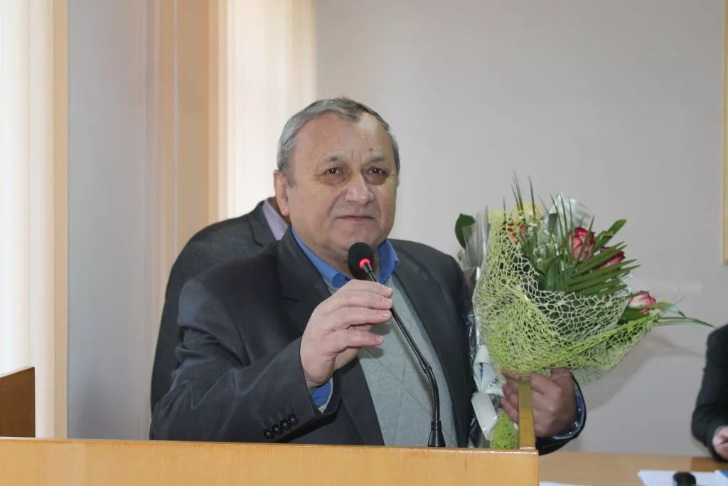 Відбулася перша сесія Іваничівської селищної ради: новообрана голова Лідія Томашевська склала присягу, депутати отримали посвідчення 29