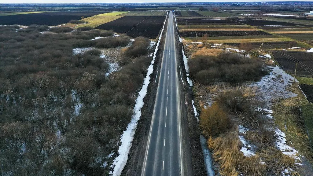 Показали з висоти, як відремонтували Шистівську об'їзну поблизу Володимира 8