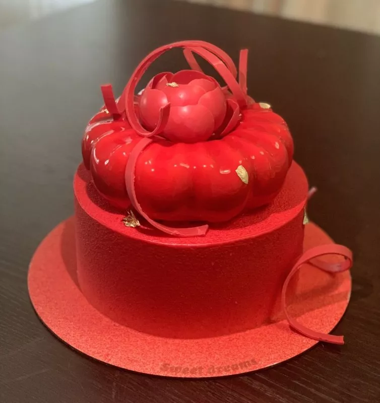 Свій бездоганний «кондитерський почерк» володимирчанка Олена Грицевич зуміла сформувати всього за два роки 2