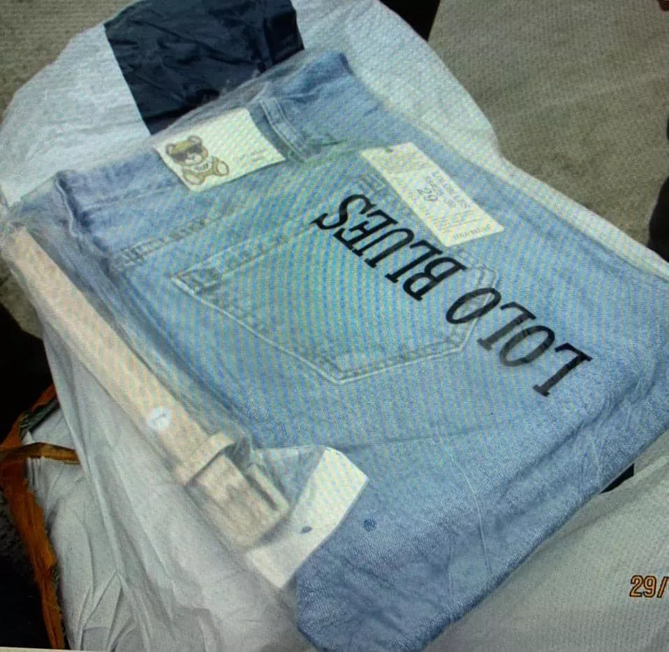 З Польщі намагались перевезти незадекларований одяг на півтора мільйона гривень 6