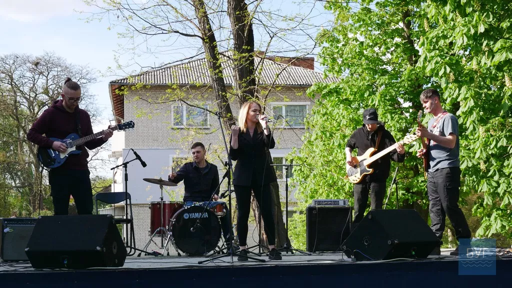 У Володимирі до Дня Європи відбулися святкові заходи та вперше виступив гурт «OznakA» 12