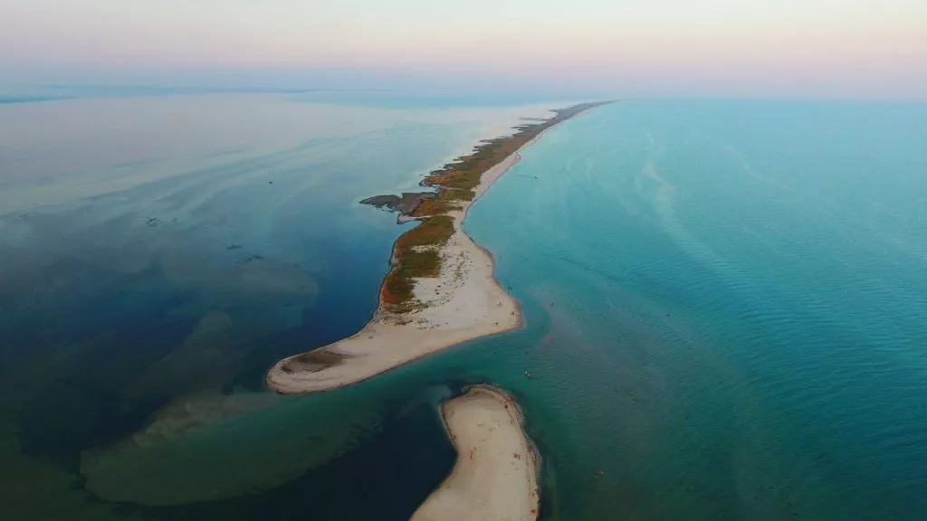 Курорти Чорного і Азовського морів: куди поїхати цього літа і які ціни 12