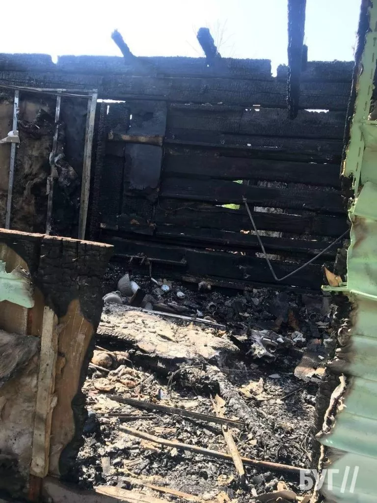 Вогонь знищив все нажите: у мешканців Турійщини згорів будинок, потрібна допомога 2