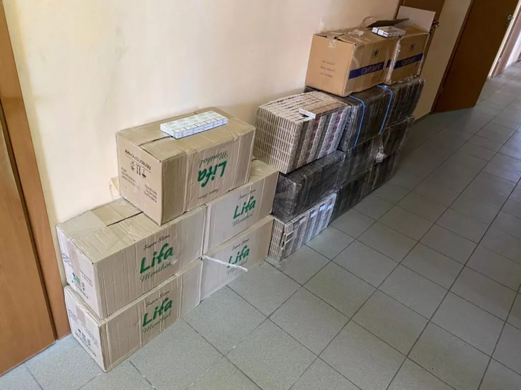 На Волині затримали контрабандиста, який хотів переправити цигарки до Польщі 4