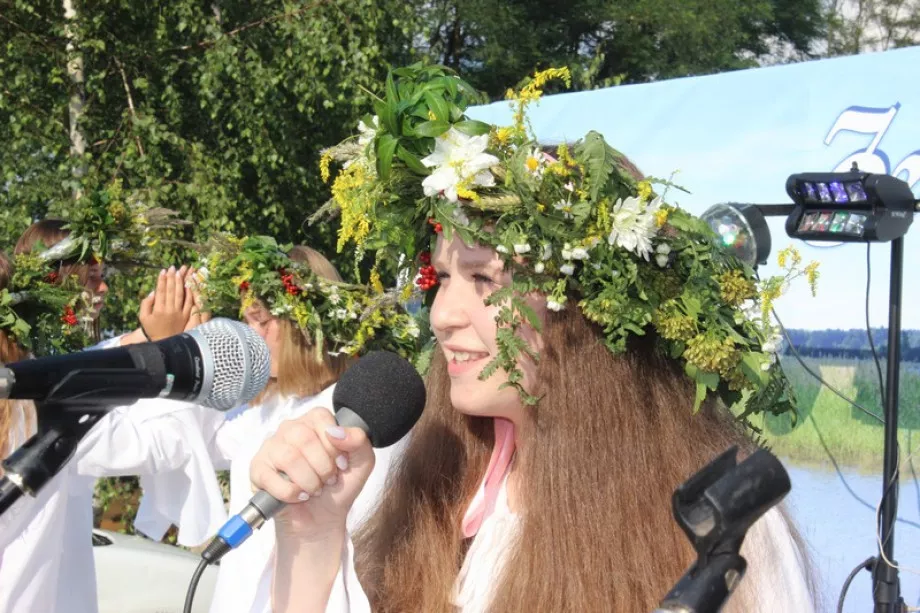 Вінки, вогнище, дискотека: на Любомльщині відбулося свято Івана Купала 8