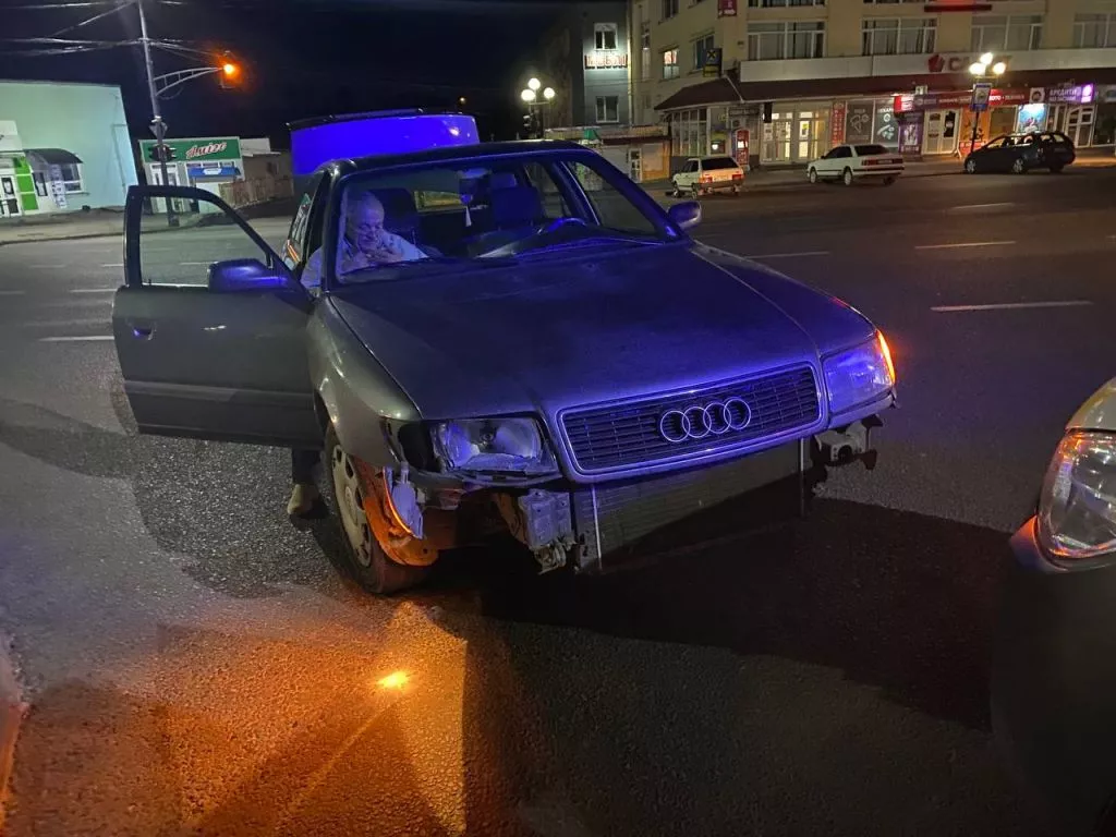 На перехресті у Володимирі зіткнулися дві автівки 2